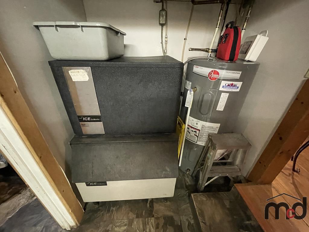 Flo's Bar & Grill with Property, Craik, Sk., Real Estate.